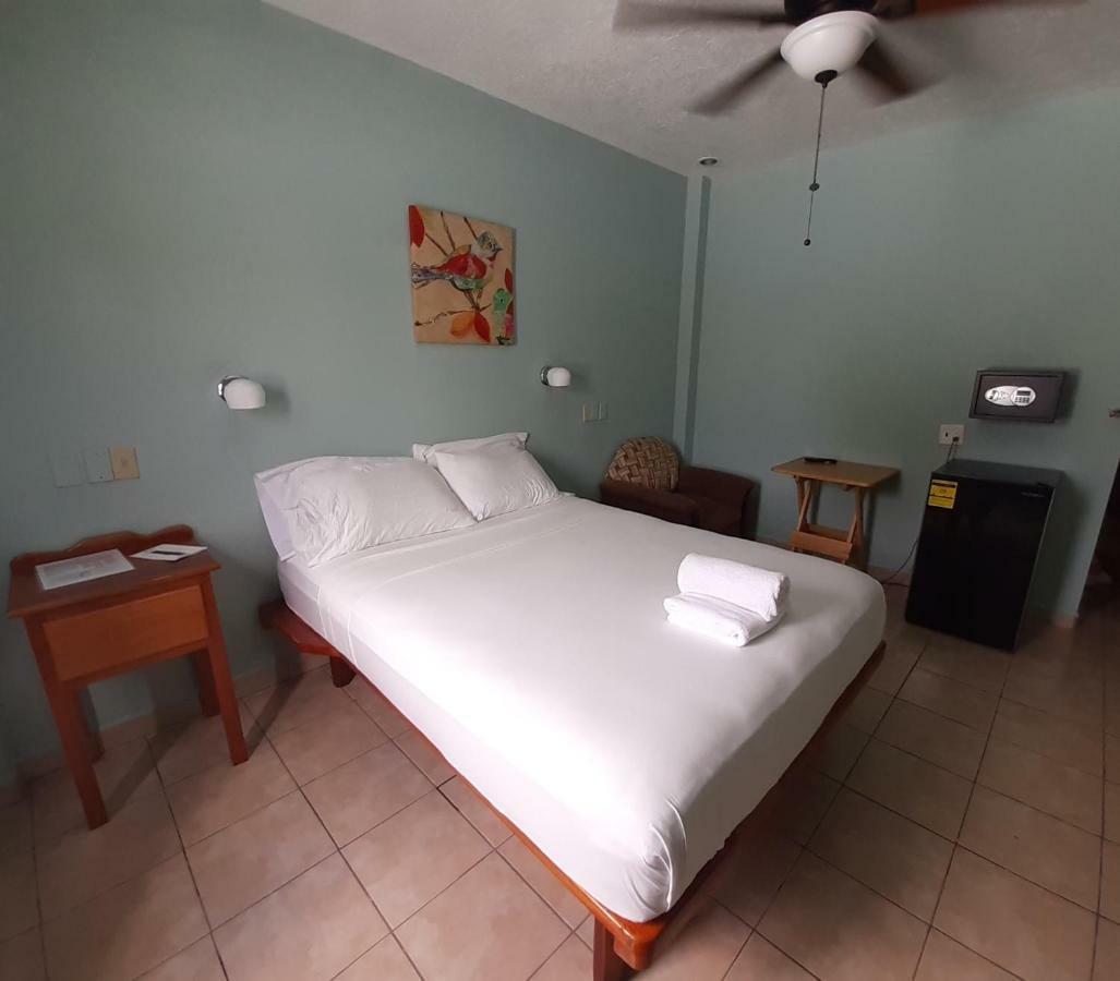 Maya Bella Downtown Hotel San Ignacio Ngoại thất bức ảnh